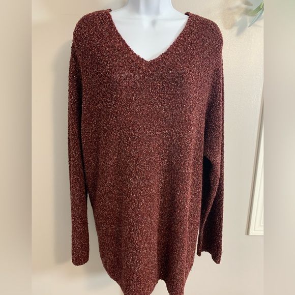 Van Heusen Women's V-Neck Sweater in Deep Burgundy - Picture 15 of 16